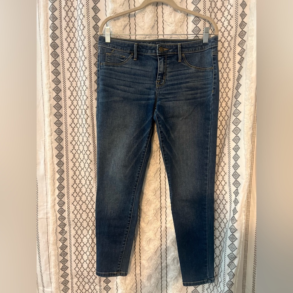 Mossimo Mid-Rise Stretch Jean